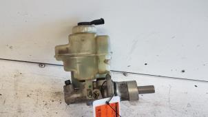 Gebruikte Hoofdremcilinder BMW 7 serie (E38) 728iA,iA Executive 24V Prijs € 30,00 Margeregeling aangeboden door Autodemontagebedrijf Smit