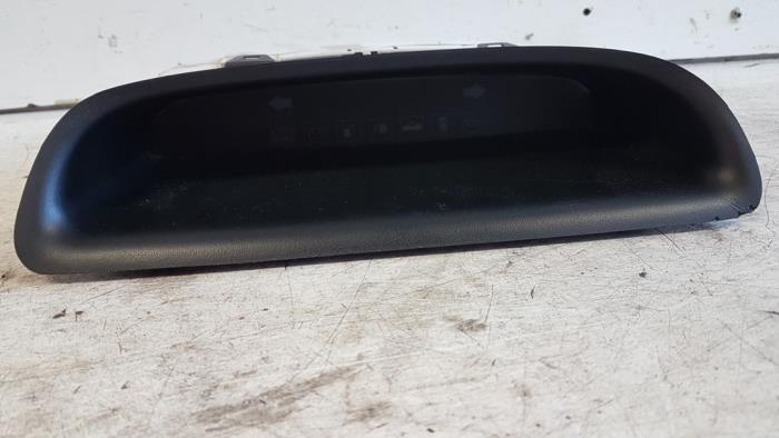 Gebruikte Display Interieur Hyundai Matrix 1.6 16V Prijs € 25,00 Margeregeling aangeboden door Autodemontagebedrijf Smit