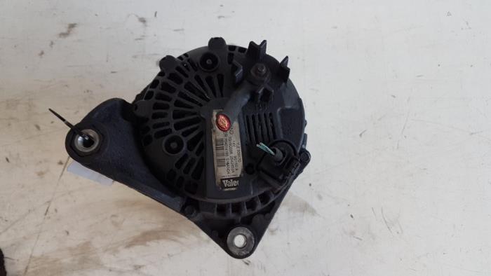 Dynamo van een Land Rover Freelander Hard Top 2.0 td4 16V 2004