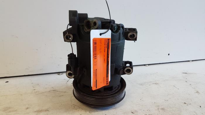 Gebruikte Aircopomp Nissan Almera (N16) 1.5 16V Prijs € 20,00 Margeregeling aangeboden door Autodemontagebedrijf Smit