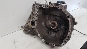 Gebruikte Versnellingsbak Dacia Logan MCV (KS) 1.6 Prijs op aanvraag aangeboden door Autodemontagebedrijf Smit