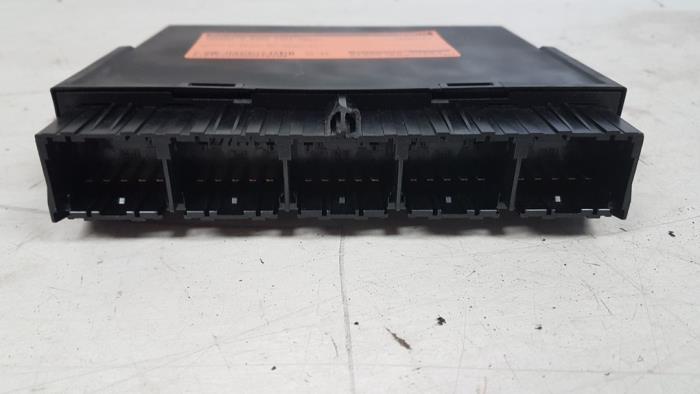 Gebruikte Computer Body Control Jaguar X-type 2.5 V6 24V Prijs € 20,00 Margeregeling aangeboden door Autodemontagebedrijf Smit