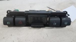 Gebruikte Display Interieur Hyundai Santa Fe I 2.0 CRDi 16V 4x4 Prijs op aanvraag aangeboden door Autodemontagebedrijf Smit