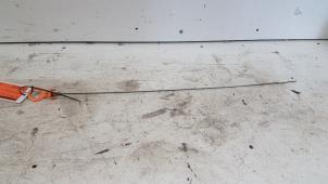 Gebruikte Olie Peilstok Seat Ibiza III (6L1) 1.4 16V 100 Prijs € 10,00 Margeregeling aangeboden door Autodemontagebedrijf Smit