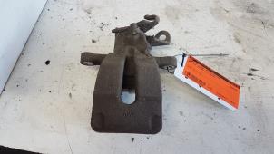 Gebruikte Remklauw (Tang) rechts-achter Renault Megane III Grandtour (KZ) 1.5 dCi 110 Prijs € 20,00 Margeregeling aangeboden door Autodemontagebedrijf Smit