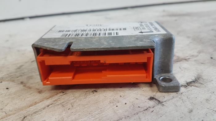 Mercedes W123 Airbag Sensoren voorraad | Onderdelenlijn.nl
