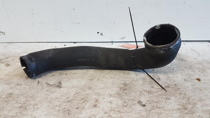 Gebruikte Intercooler Slang Saab 9-3 II Sport Sedan (YS3F) 1.8t 16V Prijs € 70,00 Margeregeling aangeboden door Autodemontagebedrijf Smit