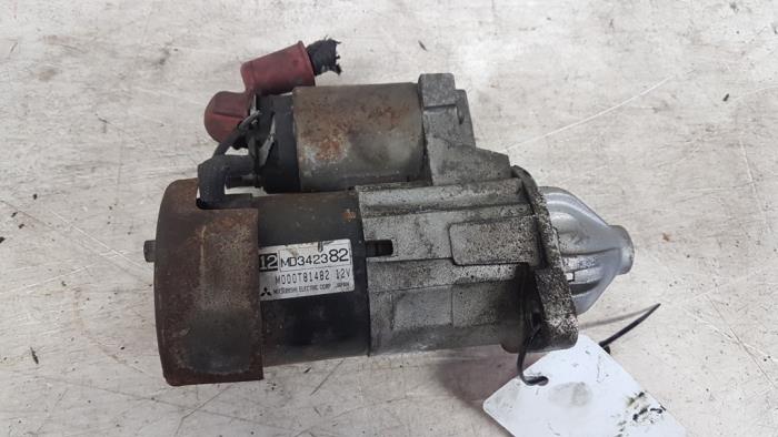 Gebruikte Startmotor Mitsubishi Galant (EA/EC) 2.5 V6 24V Prijs € 30,00 Margeregeling aangeboden door Autodemontagebedrijf Smit