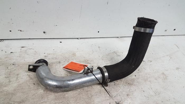 Gebruikte Intercooler Buis Mitsubishi Galant (EA/EC) 2.5 V6 24V Prijs op aanvraag aangeboden door Autodemontagebedrijf Smit