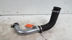 Gebruikte Intercooler Buis Mitsubishi Galant (EA/EC) 2.5 V6 24V Prijs op aanvraag aangeboden door Autodemontagebedrijf Smit