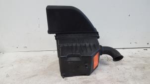 Gebruikte Luchtfilterhuis Chrysler PT Cruiser 2.0 16V Prijs € 45,00 Margeregeling aangeboden door Autodemontagebedrijf Smit