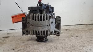 Gebruikte Dynamo Fiat Croma (194) 2.2 MPI 16V Prijs € 35,00 Margeregeling aangeboden door Autodemontagebedrijf Smit