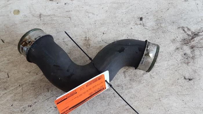 Gebruikte Intercooler Slang Audi A3 Sportback (8PA) 2.0 TFSI 16V Prijs € 10,00 Margeregeling aangeboden door Autodemontagebedrijf Smit