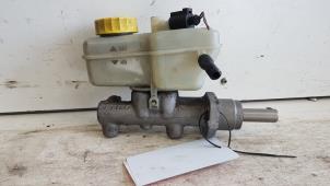 Gebruikte Hoofdremcilinder Volkswagen Polo IV (9N1/2/3) 1.4 16V Prijs € 20,00 Margeregeling aangeboden door Autodemontagebedrijf Smit