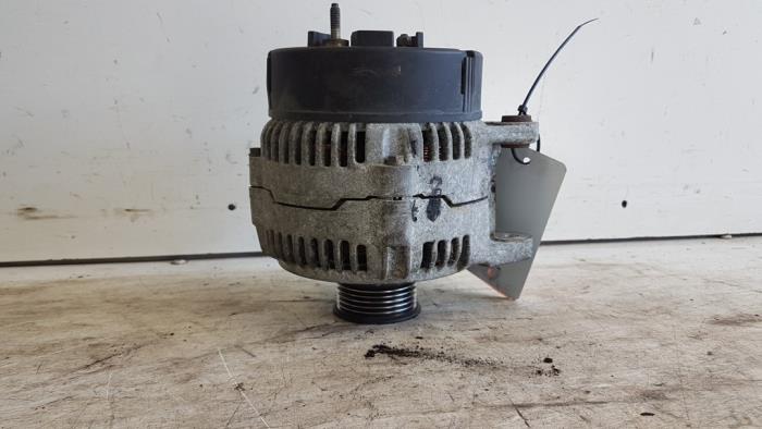 Gebruikte Dynamo Dodge Mini Ram Van 2.5 TD Prijs € 50,00 Margeregeling aangeboden door Autodemontagebedrijf Smit
