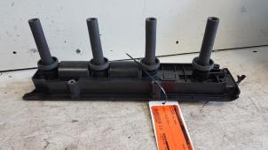 Gebruikte Pen Bobine Fiat Croma (194) 2.2 MPI 16V Prijs € 25,00 Margeregeling aangeboden door Autodemontagebedrijf Smit