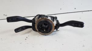 Gebruikte Combischakelaar Stuurkolom Audi A4 (B6) 2.0 20V Prijs € 25,00 Margeregeling aangeboden door Autodemontagebedrijf Smit