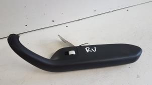 Gebruikte Elektrisch Raam Schakelaar Audi A4 (B6) 2.0 20V Prijs € 15,00 Margeregeling aangeboden door Autodemontagebedrijf Smit