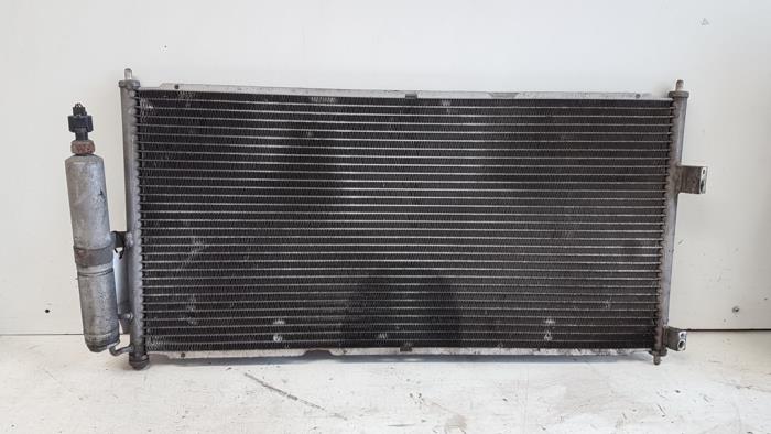 Gebruikte Radiateur Airco Nissan Almera Tino (V10M) 1.8 16V Prijs € 30,00 Margeregeling aangeboden door Autodemontagebedrijf Smit