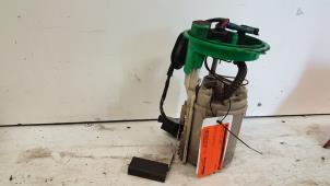 Gebruikte Tank element Pomp Volkswagen Golf V (1K1) 1.4 FSI 16V Prijs € 30,00 Margeregeling aangeboden door Autodemontagebedrijf Smit