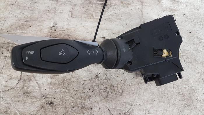 Richtingaanwijzer Schakelaar van een Ford Fiesta 6 (JA8) 1.6 TDCi 16V ECOnetic 2012