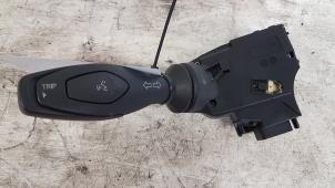 Gebruikte Richtingaanwijzer Schakelaar Ford Fiesta 6 (JA8) 1.6 TDCi 16V ECOnetic Prijs € 20,00 Margeregeling aangeboden door Autodemontagebedrijf Smit
