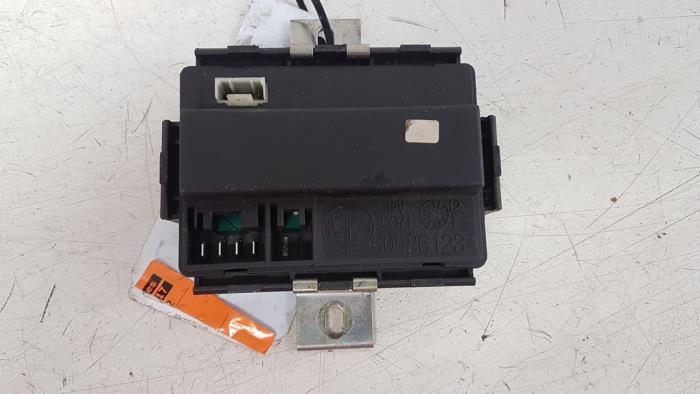 Gebruikte Comfort Module Alfa Romeo 146 (930B) 1.4 Twin Spark 16V Prijs op aanvraag aangeboden door Autodemontagebedrijf Smit