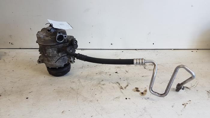 Gebruikte Aircopomp Renault Clio II (BB/CB) 1.2 16V Prijs € 20,00 Margeregeling aangeboden door Autodemontagebedrijf Smit