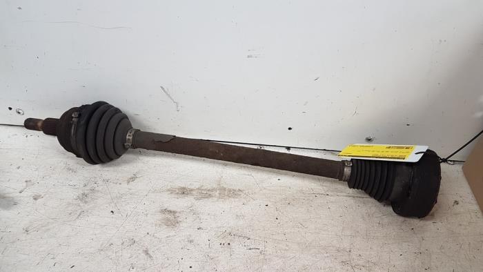 Gebruikte Aandrijfas links-achter Skoda Octavia Combi (1U5) 2.0 4x4 Prijs op aanvraag aangeboden door Autodemontagebedrijf Smit