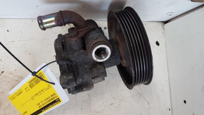 Gebruikte Pomp Servo Skoda Octavia Combi (1U5) 2.0 4x4 Prijs € 35,00 Margeregeling aangeboden door Autodemontagebedrijf Smit