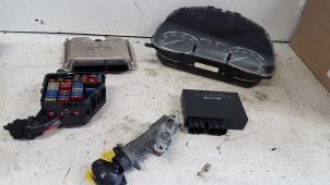 Gebruikte Contactslot + computer Skoda Octavia Combi (1U5) 2.0 4x4 Prijs € 150,00 Margeregeling aangeboden door Autodemontagebedrijf Smit