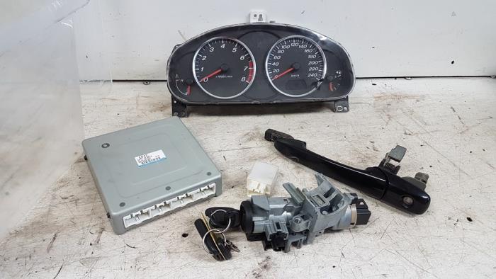 Gebruikte Kontaktslot + computer Mazda 6 (GG12/82) 2.0i 16V Prijs € 100,00 Margeregeling aangeboden door Autodemontagebedrijf Smit