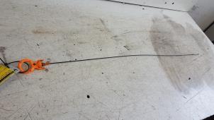 Gebruikte Olie Peilstok Volkswagen Fox (5Z) 1.2 Prijs € 10,00 Margeregeling aangeboden door Autodemontagebedrijf Smit