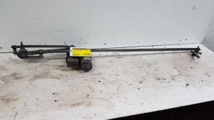 Gebruikte Ruitenwismotor + Mechaniek Mercedes Vaneo (W414) 1.7 CDI 16V Prijs € 40,00 Margeregeling aangeboden door Autodemontagebedrijf Smit