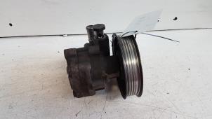 Gebruikte Servopomp Volkswagen Transporter T5 1.9 TDi Prijs € 80,00 Margeregeling aangeboden door Autodemontagebedrijf Smit
