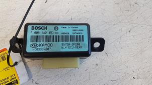 Gebruikte Raam module Kia Opirus 3.5 V6 24V Prijs € 20,00 Margeregeling aangeboden door Autodemontagebedrijf Smit