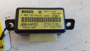 Gebruikte Raam module Kia Opirus 3.5 V6 24V Prijs € 20,00 Margeregeling aangeboden door Autodemontagebedrijf Smit