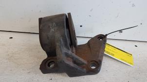 Gebruikte Motorsteun Kia Opirus 3.5 V6 24V Prijs op aanvraag aangeboden door Autodemontagebedrijf Smit