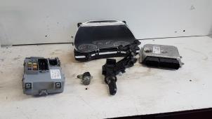 Gebruikte Kontaktslot + computer Fiat Doblo Cargo (263) 1.3 MJ 16V DPF Euro 5 Prijs € 125,00 Margeregeling aangeboden door Autodemontagebedrijf Smit