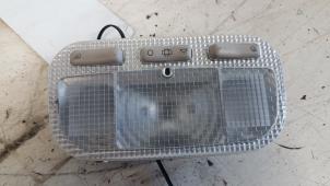 Gebruikte Binnenverlichting voor Peugeot 308 SW (4E/H) 1.6 VTI 16V Prijs € 10,00 Margeregeling aangeboden door Autodemontagebedrijf Smit