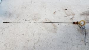 Gebruikte Peilstok Olie Opel Corsa D 1.4 Euro 5 Prijs € 5,00 Margeregeling aangeboden door Autodemontagebedrijf Smit