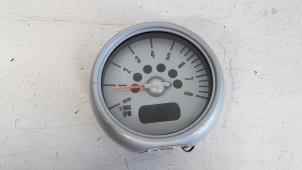 Gebruikte Toerenteller BMW Mini One/Cooper (R50) 1.6 16V One Prijs € 25,00 Margeregeling aangeboden door Autodemontagebedrijf Smit