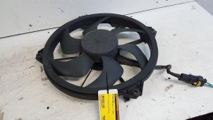 Gebruikte Fan Radiateur Citroen Berlingo 1.6 HDI 16V 90 Prijs € 30,00 Margeregeling aangeboden door Autodemontagebedrijf Smit