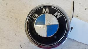 Gebruikte Handgreep Achterklep BMW 1 serie (E87/87N) 116i 1.6 16V Prijs € 10,00 Margeregeling aangeboden door Autodemontagebedrijf Smit