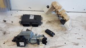 Gebruikte Contactslot + computer Suzuki SX4 (EY/GY) 1.6 16V VVT Grip 4x4 Prijs € 190,00 Margeregeling aangeboden door Autodemontagebedrijf Smit