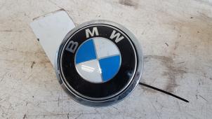 Gebruikte Achterklep Handgreep BMW 1 serie (E87/87N) 116i 1.6 16V Prijs € 10,00 Margeregeling aangeboden door Autodemontagebedrijf Smit