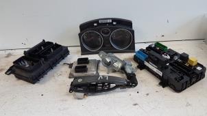 Gebruikte Contactslot + computer Opel Zafira (M75) 1.8 16V Ecotec Prijs € 200,00 Margeregeling aangeboden door Autodemontagebedrijf Smit