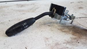 Gebruikte Licht + Raw Schakelaar Mercedes C Combi (S203) 1.8 C-200K 16V Prijs € 40,00 Margeregeling aangeboden door Autodemontagebedrijf Smit