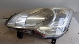 Gebruikte Koplamp links Citroen Berlingo 1.6 Hdi 16V 90 Prijs € 65,00 Margeregeling aangeboden door Autodemontagebedrijf Smit
