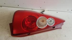 Gebruikte Achterlicht links Mazda 5 (CR19) 1.8i 16V Prijs € 25,00 Margeregeling aangeboden door Autodemontagebedrijf Smit
